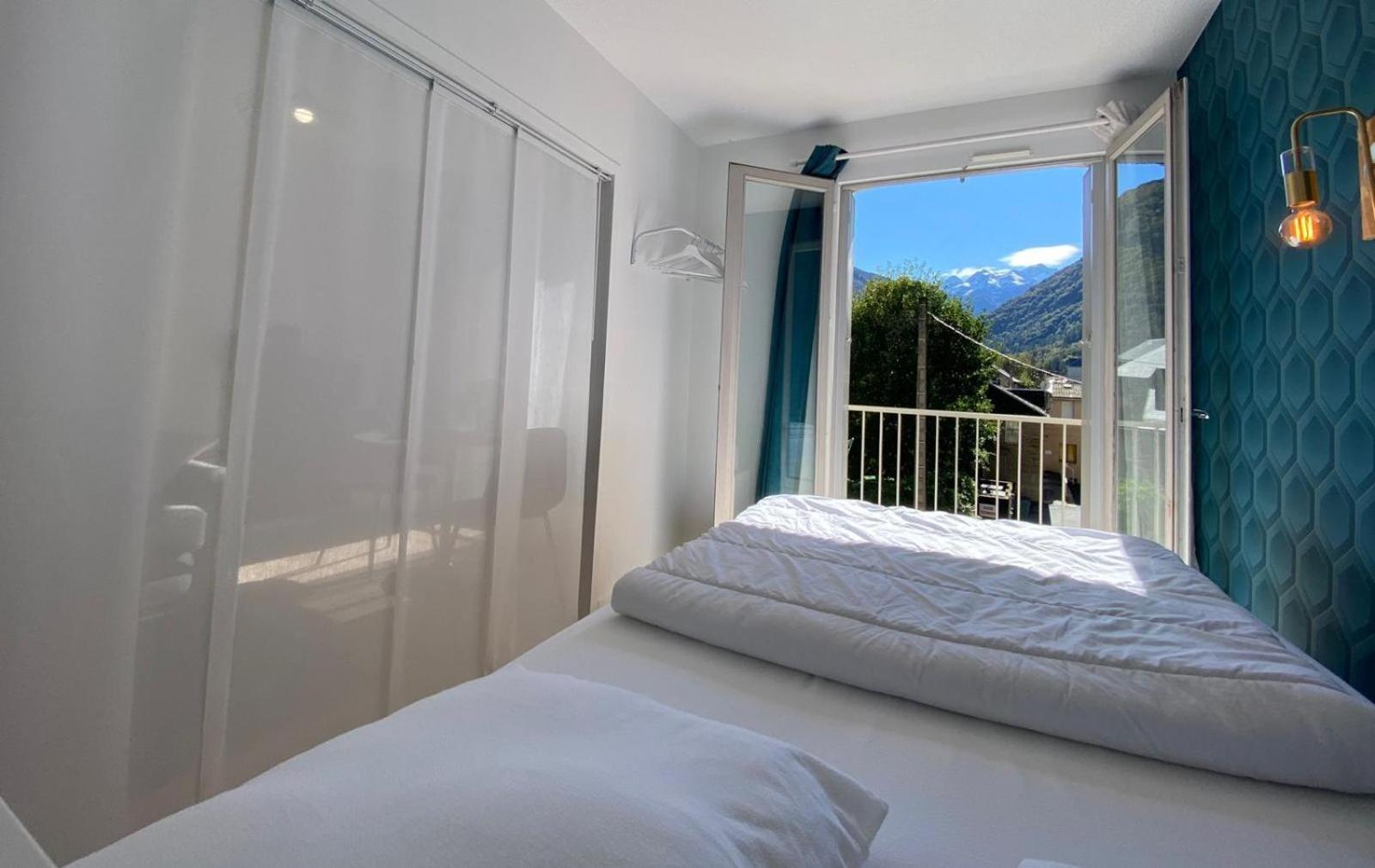 & Cosy Apartment